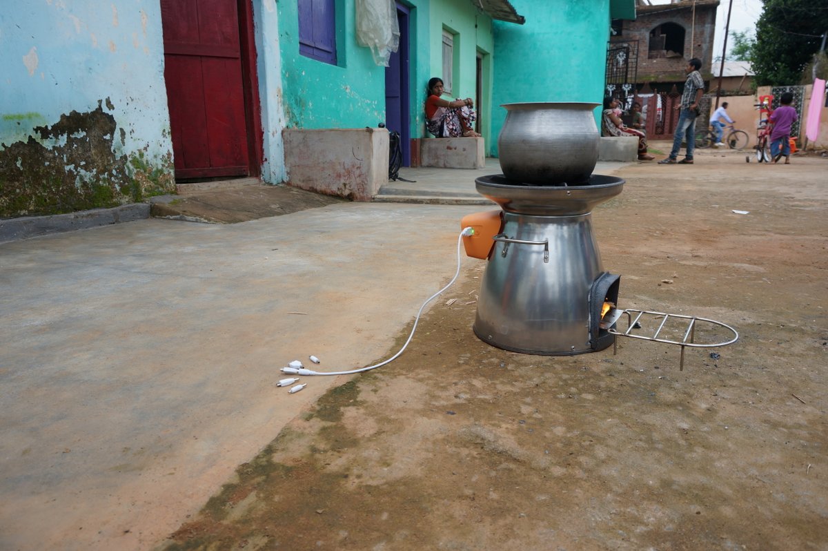 BioLite HomeStove Ready for Charging