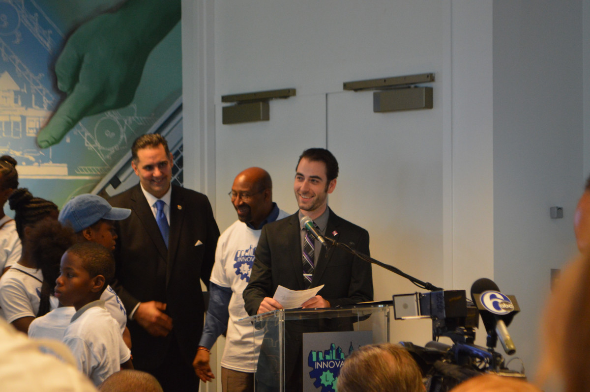 Chief Data Officer Tim Wisniewski (right) and Mayor Michael Nutter at the opening of the city's Innovation Lab.