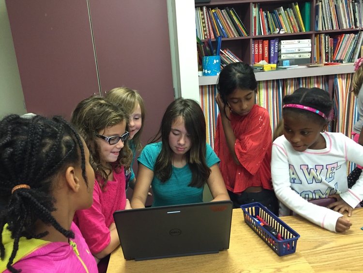 A HowGirlsCode session at Fulton Elementary School.