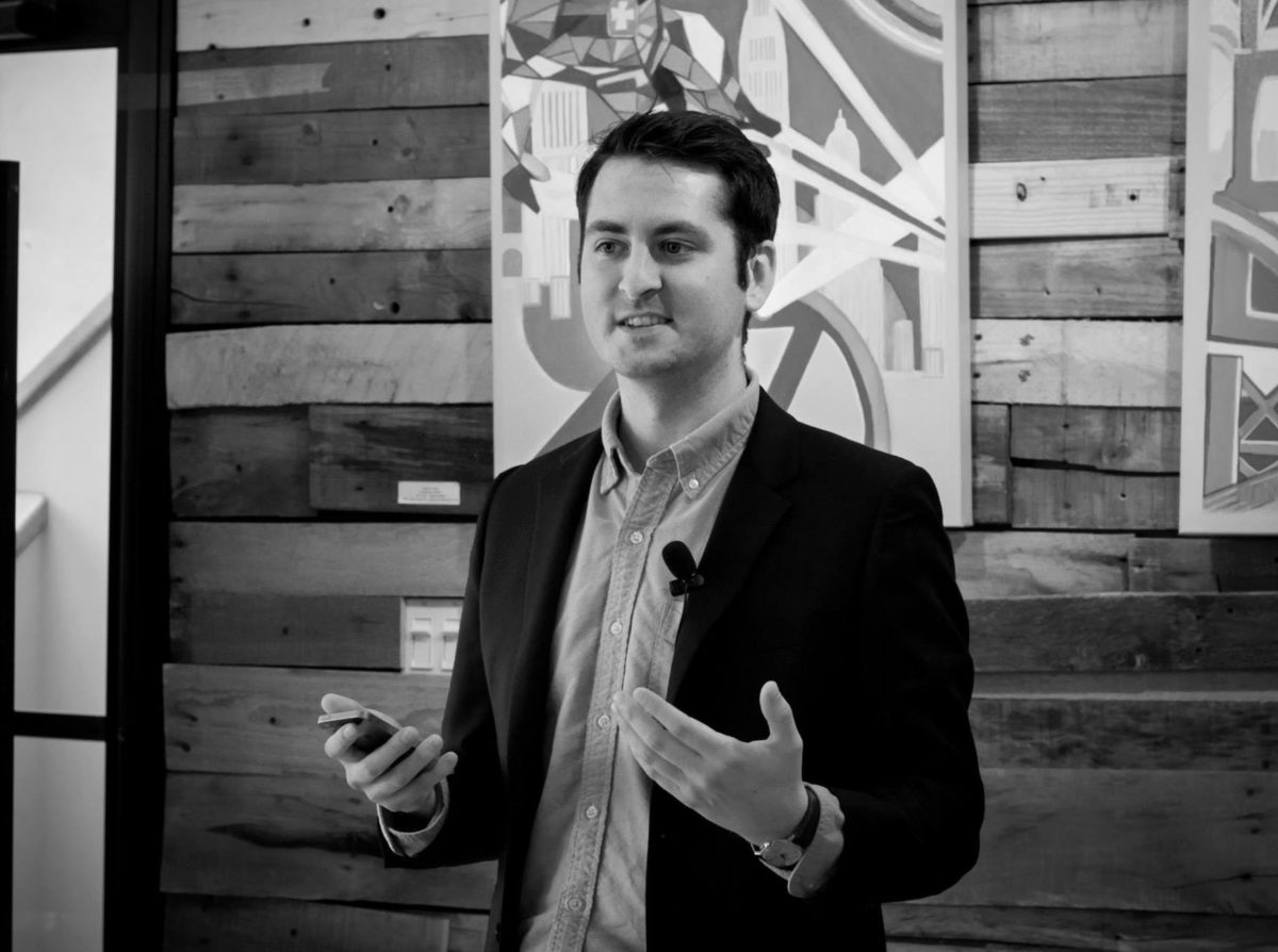 Matt Monihan speaks at a Walnut St. Labs meetup.