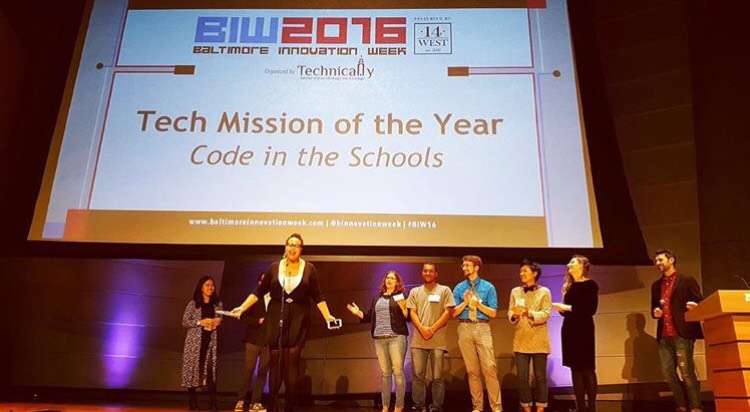 Charlotte James accepts Code in the Schools' 2016 Baltimore Innovation Award.