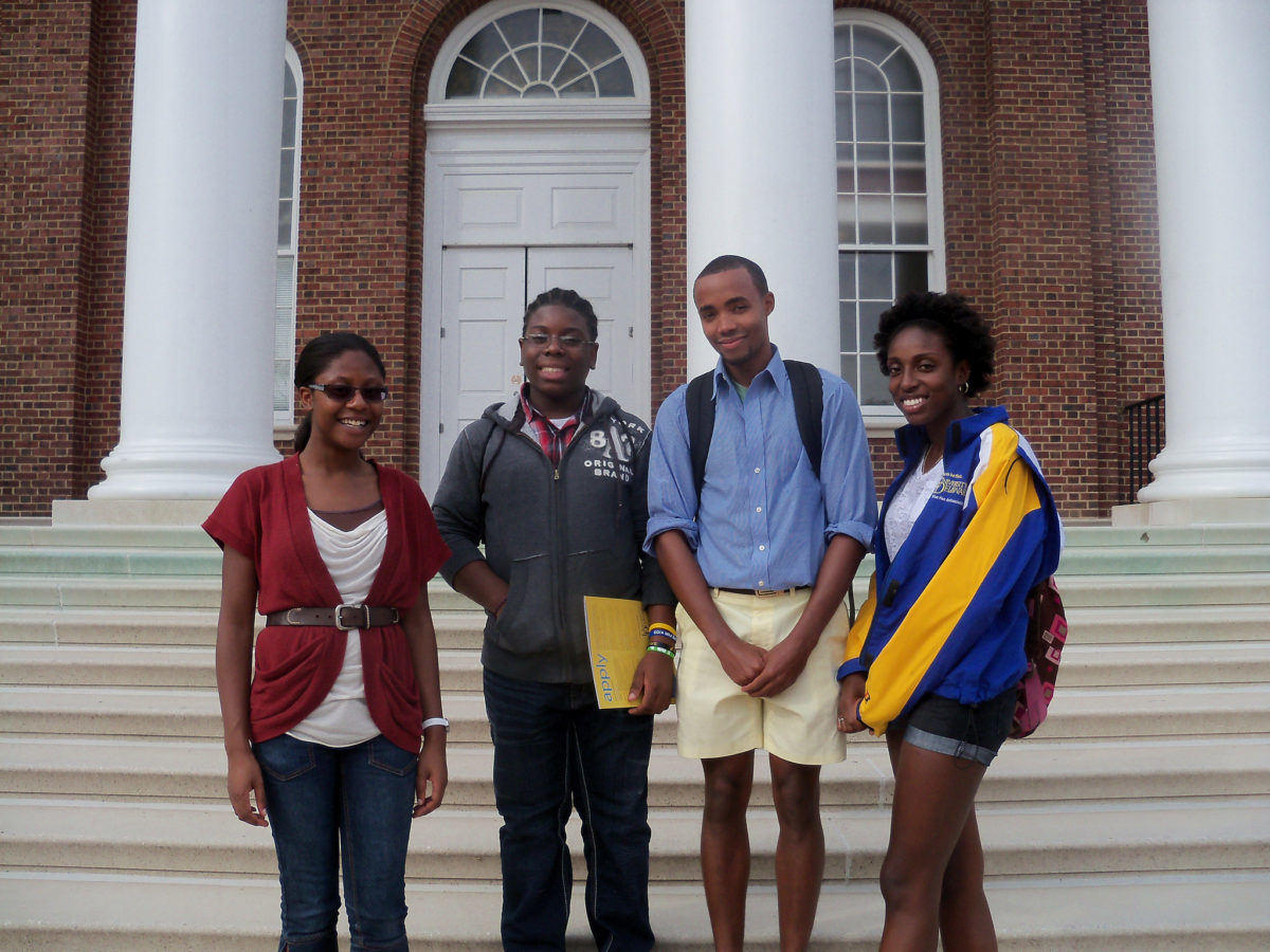 TeenSHARP students at UD.