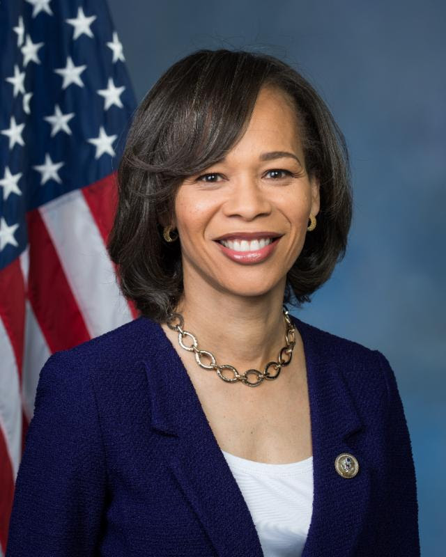 Lisa Blunt Rochester.