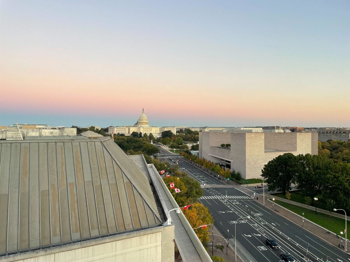 DC jumps to $1.9B in Q3, with late-stage companies dominating deals 