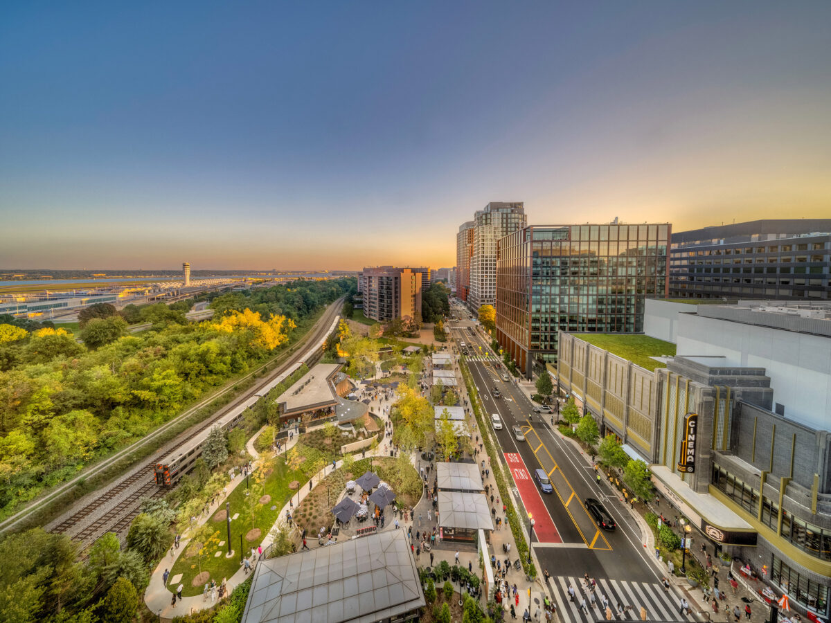 DC venture funding comes in at $962M for the quarter, with four startups taking 70%