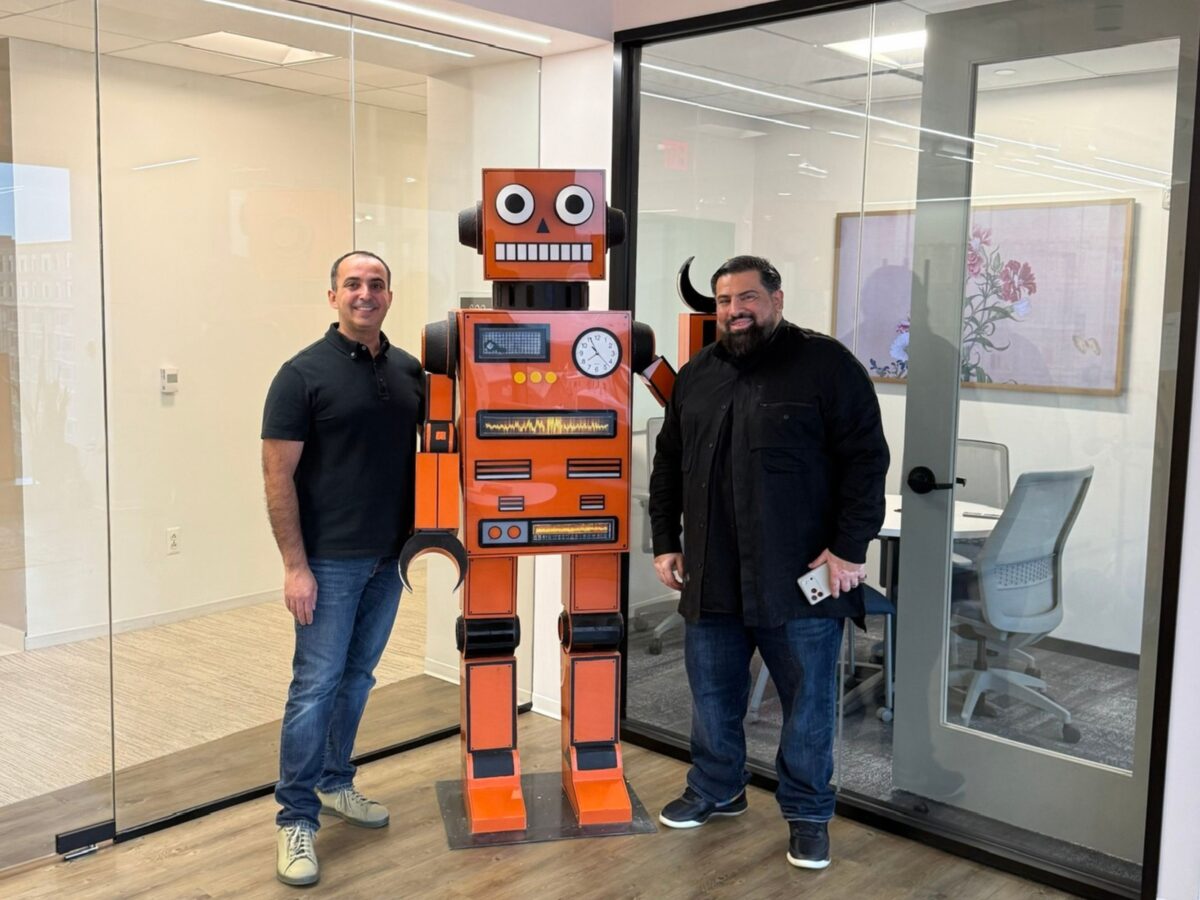 Arlington studio that helps founders ‘forget the fear of entrepreneurship’ plans a speedy new accelerator