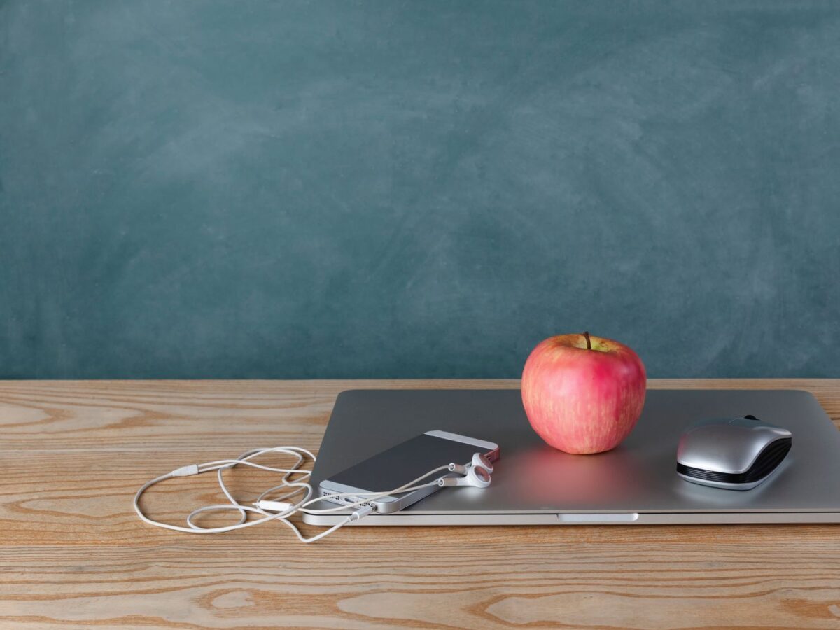 Pennsylvania is pulling cellphones out of classrooms, opening the door for low-tech alternatives
